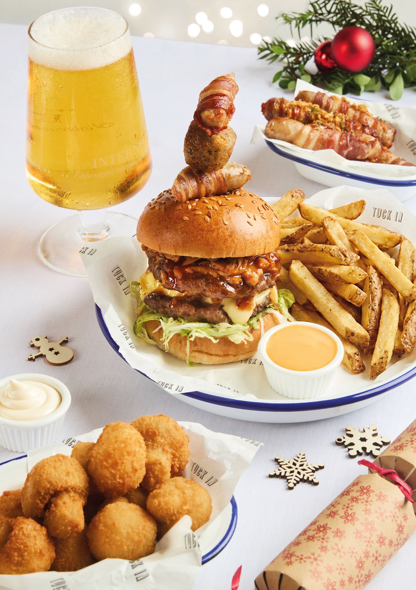 Festive Lunch & Dinner at The Olde House in Newbold